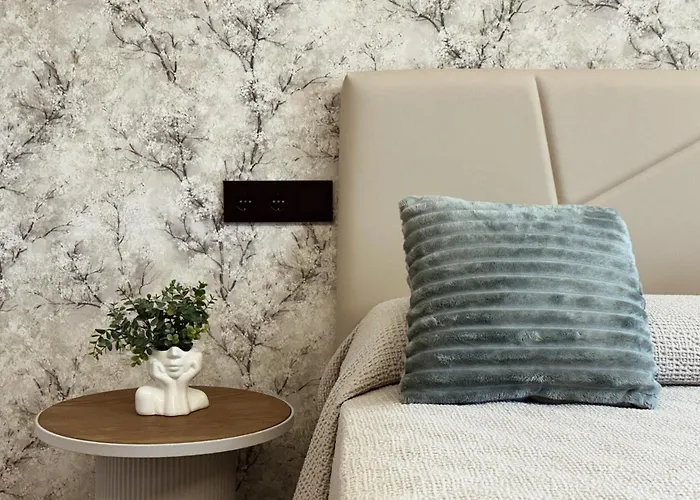 Apartmán Flower Deluxe Con Jardin 6082b